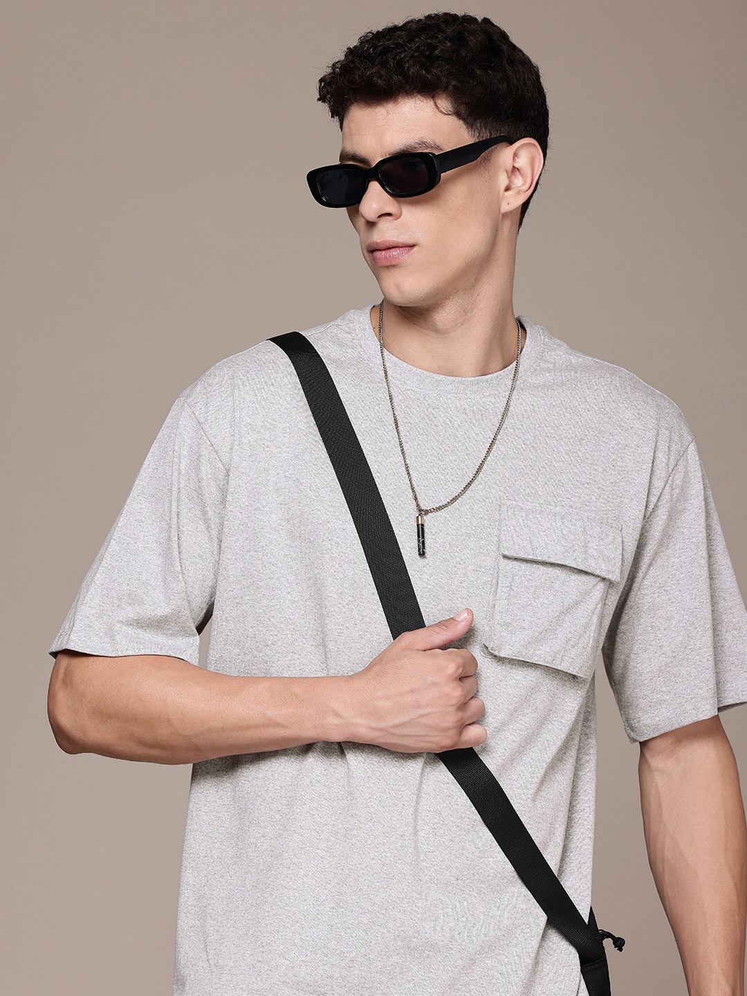 

The Roadster Lifestyle Co. Drop-Shoulder Sleeves Relaxed Fit T-shirt, Grey melange