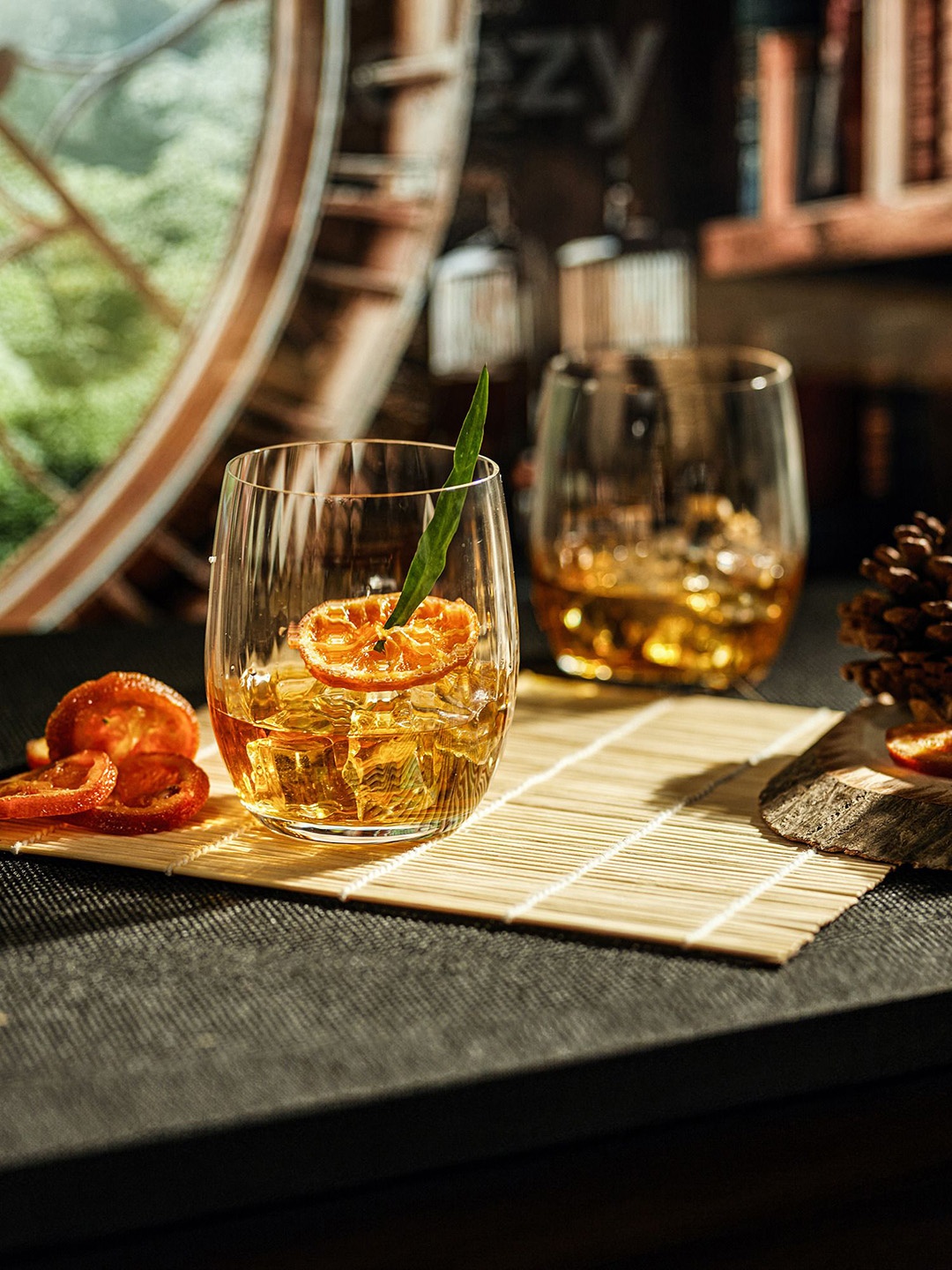 

Troveas 6 Pc Transparent Whiskey Bar Glass