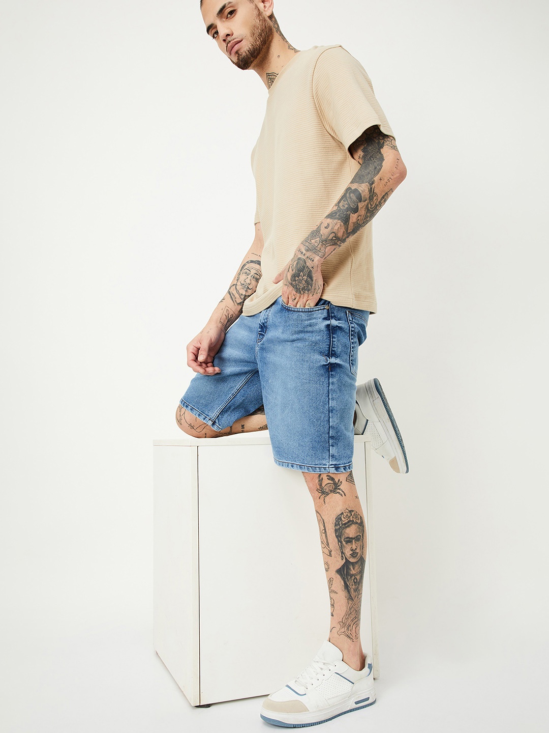 

max Men Mid-Rise Denim Shorts, Navy blue
