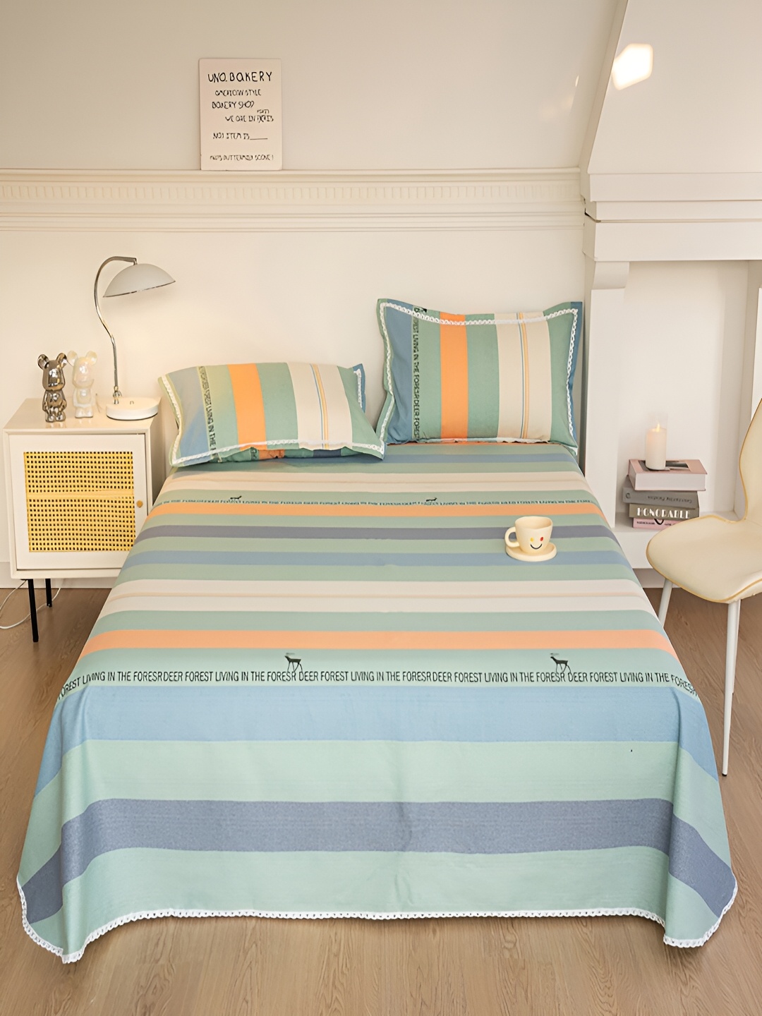 

JC HOME Beige & Green Striped 160 TC Queen Bedsheet with 2 Pillow Covers