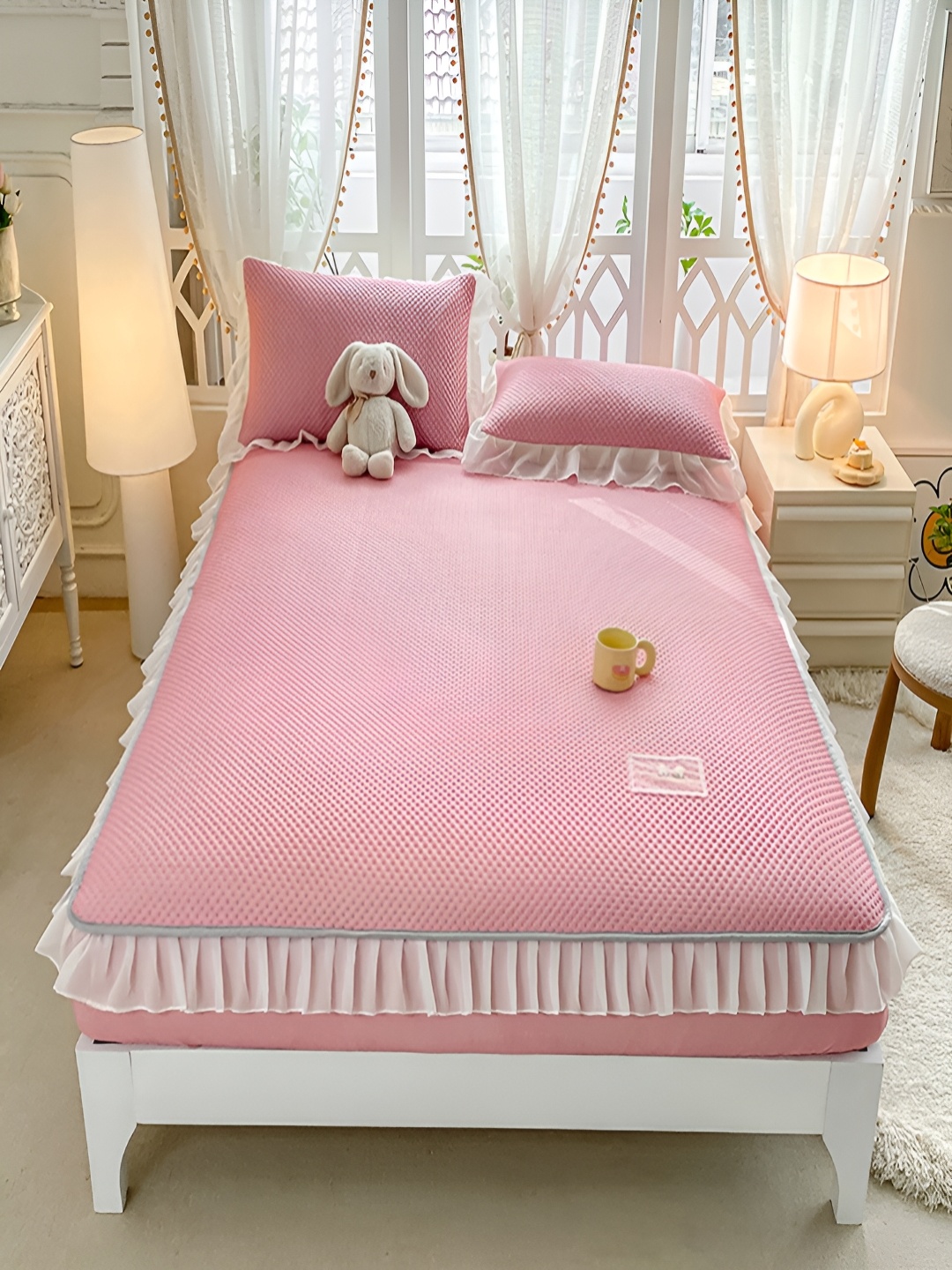 

JC HOME Pink & Grey 160 TC Fitted Queen Bedsheet with 2 Pillow Covers