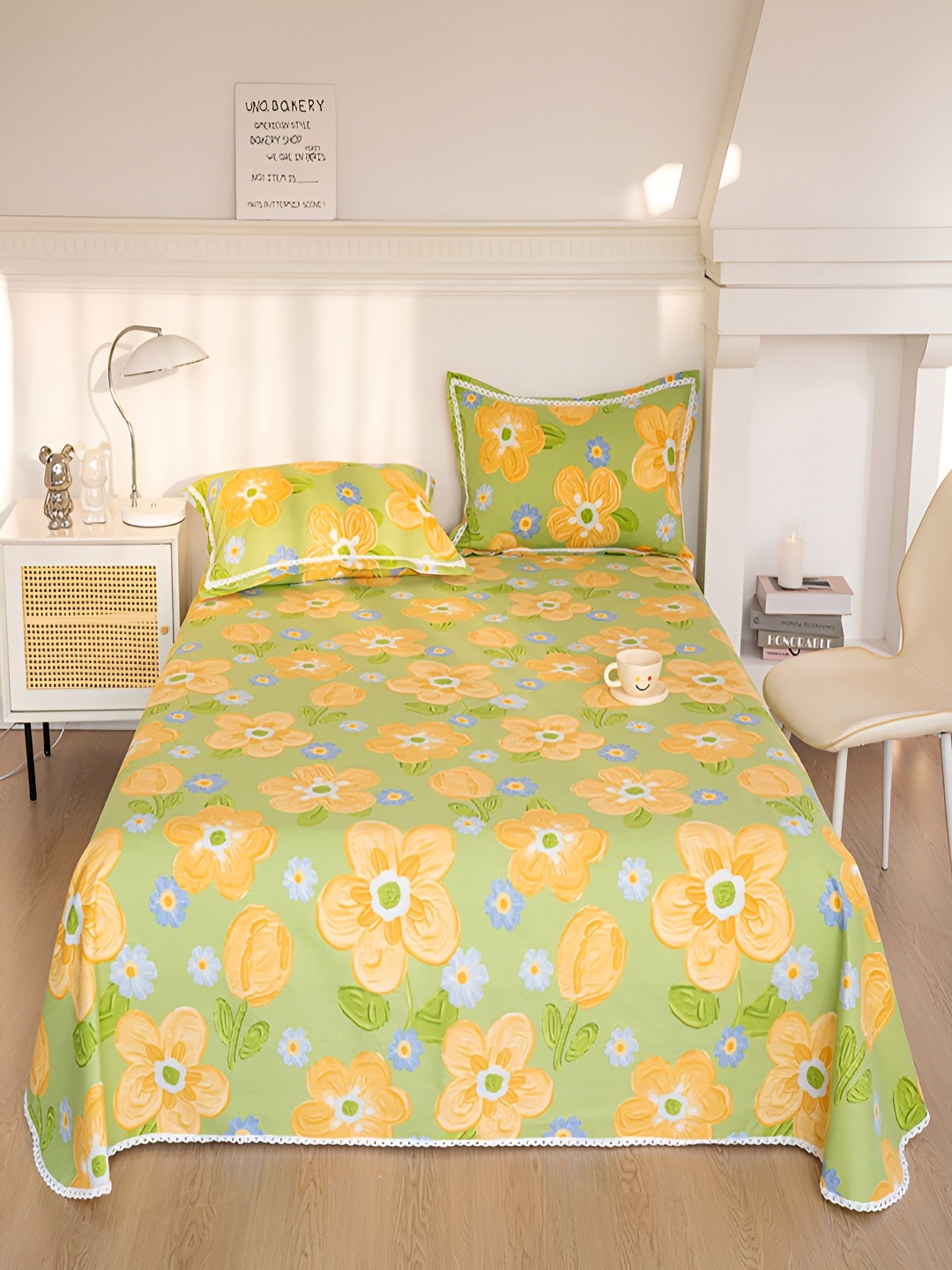 

JC HOME Green & Yellow Floral 160 TC King Bedsheet with 2 Pillow Covers