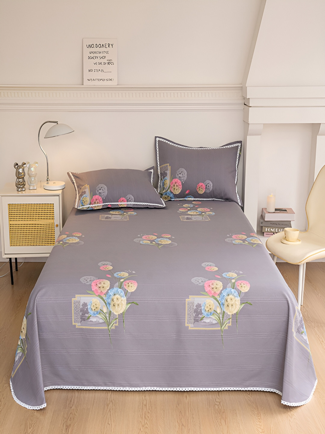 

JC HOME Grey & Pink Floral 160 TC King Bedsheet with 2 Pillow Covers
