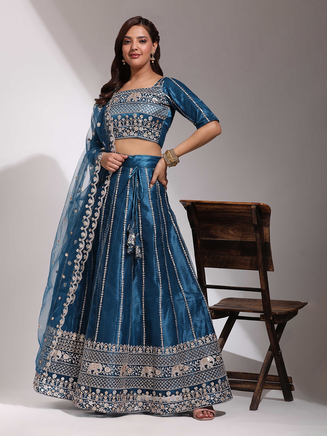 

Fabcartz Embellished Sequinned Semi-Stitched Lehenga & Unstitched Blouse With Dupatta, Blue