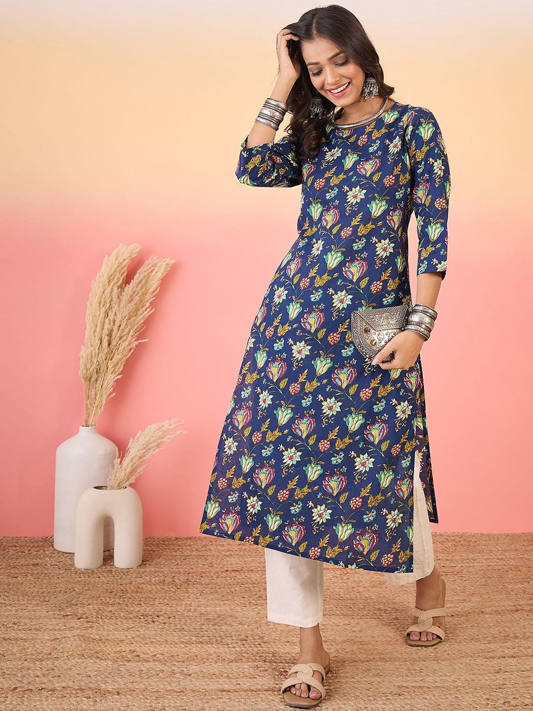 

Anouk Floral Printed Cotton Straight Kurta, Sea green