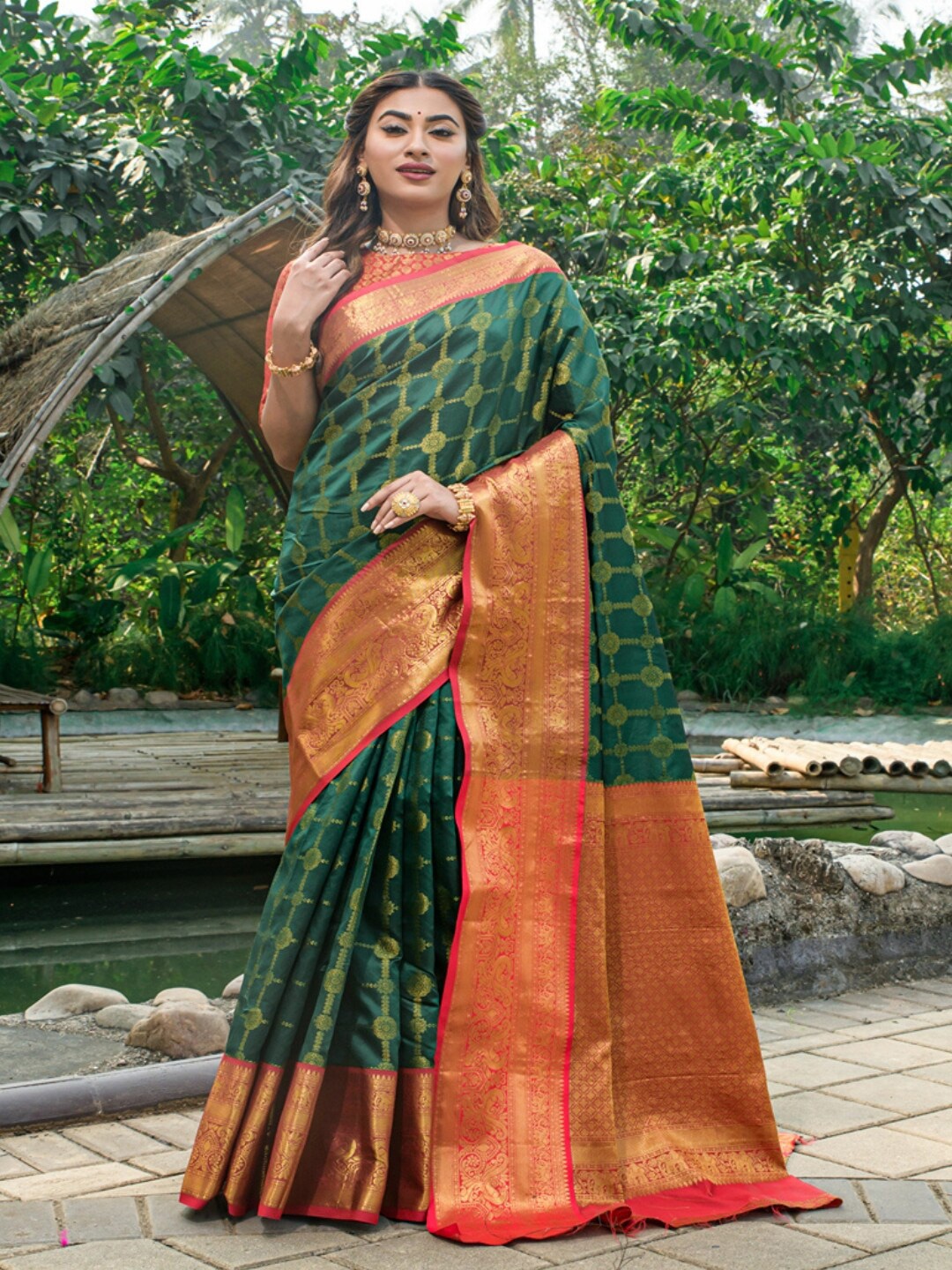 

SGF11 Woven Design Zari Art Silk Kanjeevaram Saree, Green