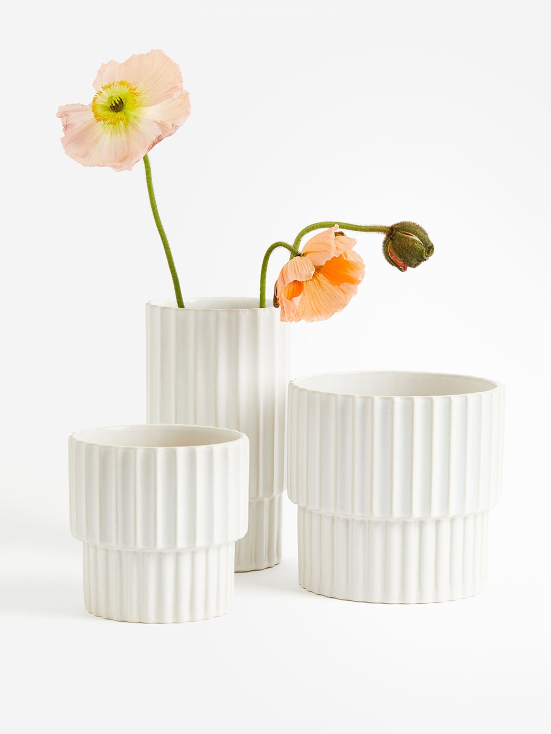 

H&M White Stoneware Vase