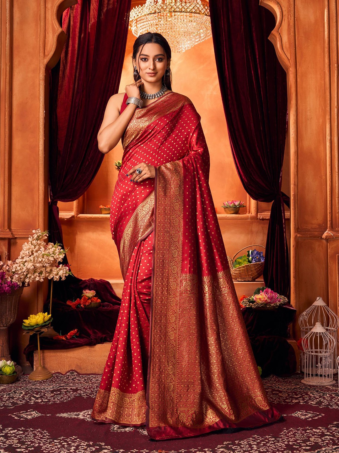 

AADVIKA Ethnic Motifs Zari Pure Silk Banarasi Saree, Maroon