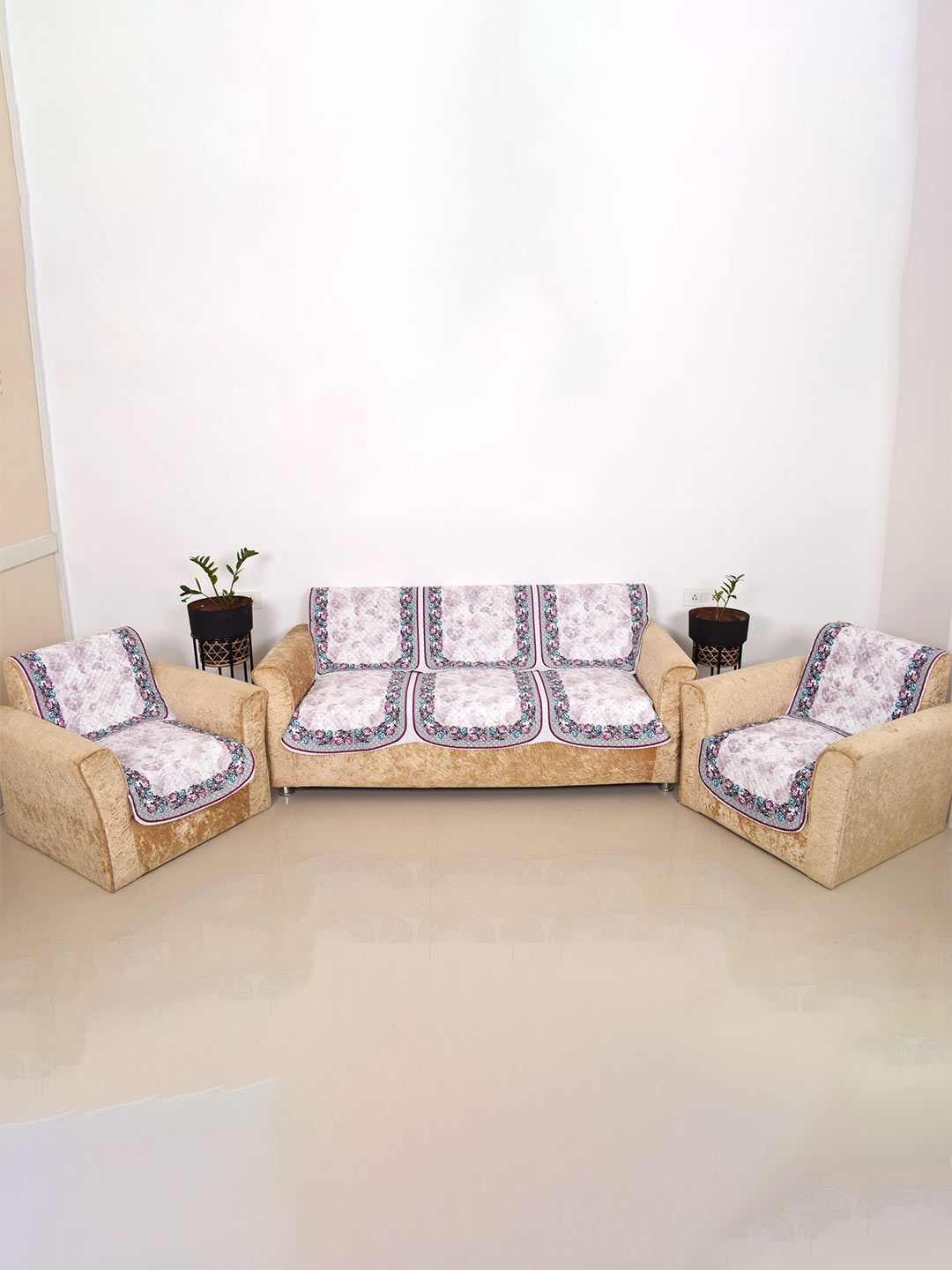 

BELLA TRUE Cream & Blue 6 Pieces Printed 5 Seater Sofa Covers