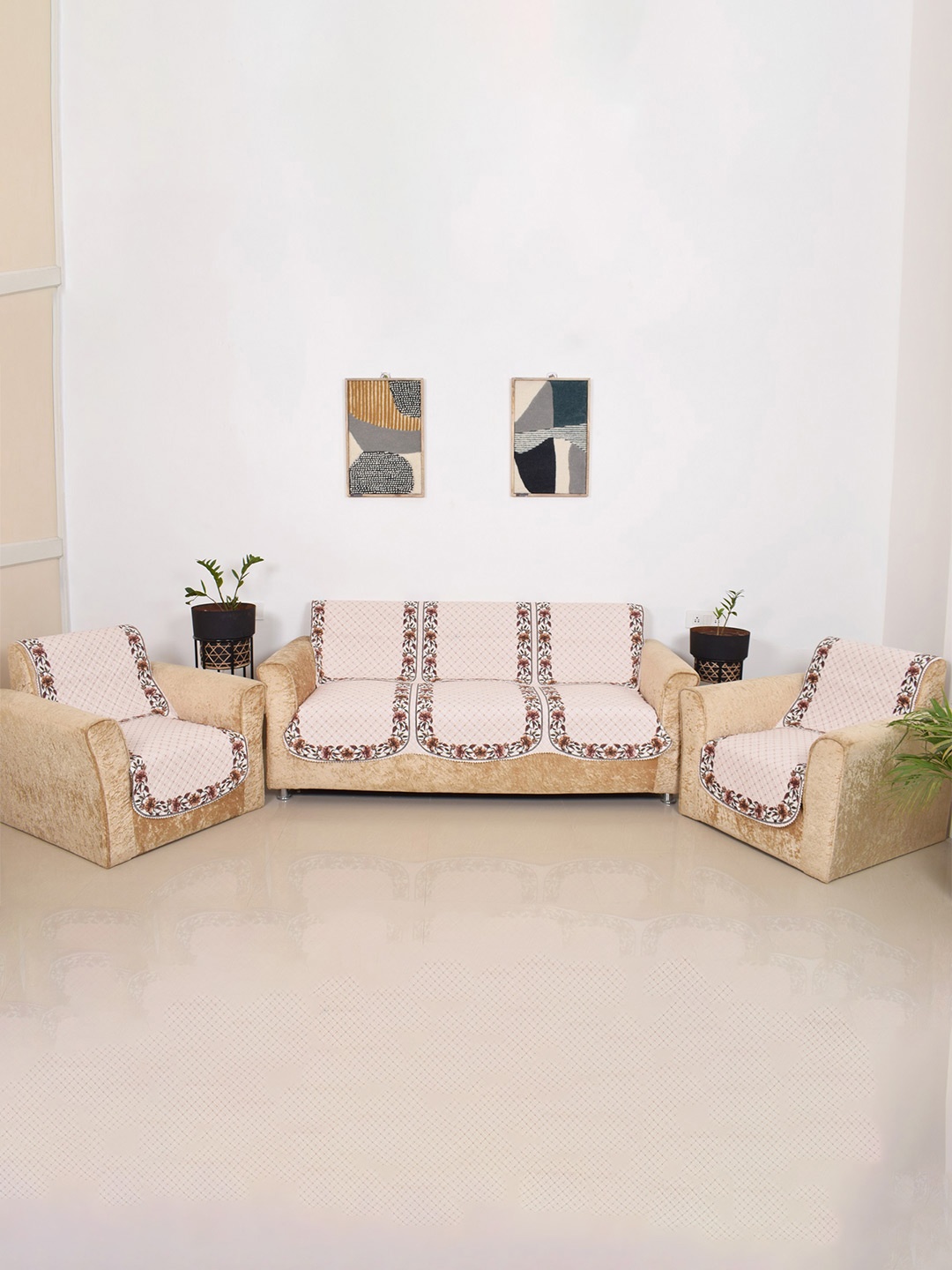 

BELLA TRUE Brown & Beige 3 Pieces Printed 5-Seater Sofa Covers