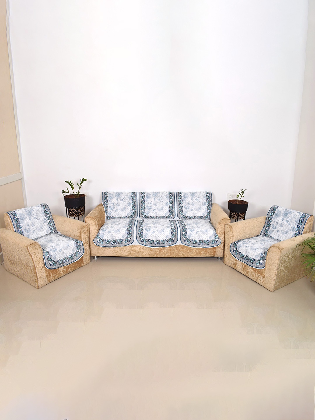 

BELLA TRUE Blue & White 6 Pieces Printed 5 Seater Sofa Covers