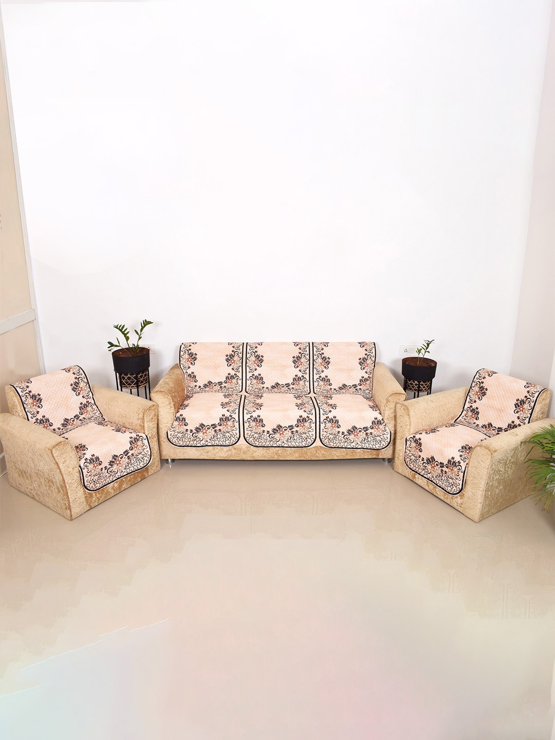 

BELLA TRUE Beige & Brown 6 Pieces Printed 5 Seater Sofa Covers
