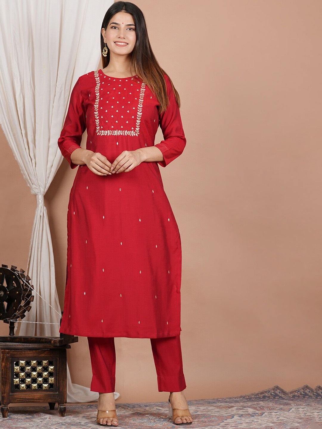 

KALINI Floral Yoke Design Regular Straight Kurta With Trousers, Red