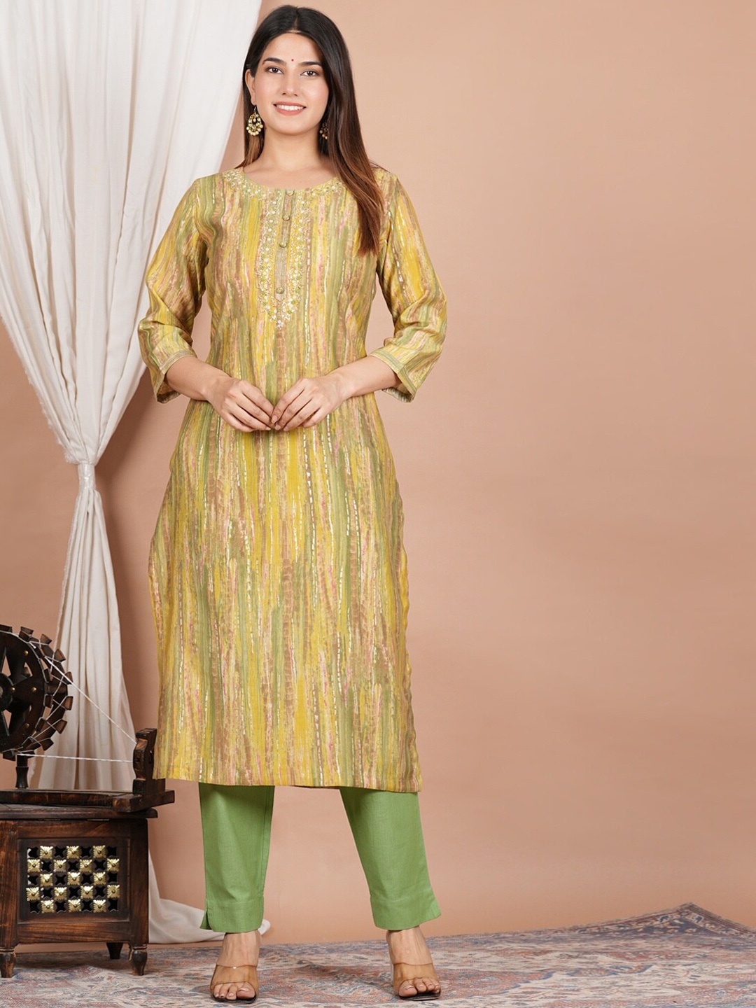 

KALINI Women Printed Regular Kurta with Trousers, Green