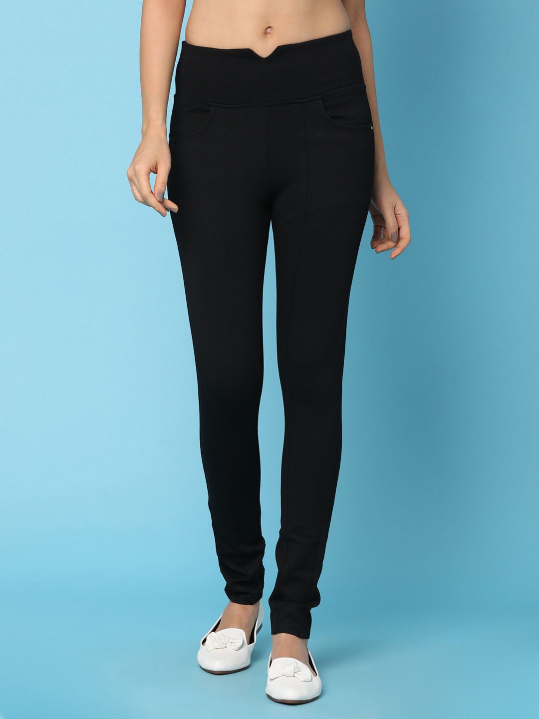 

UNLIMITED Women Solid Jeggings, Black