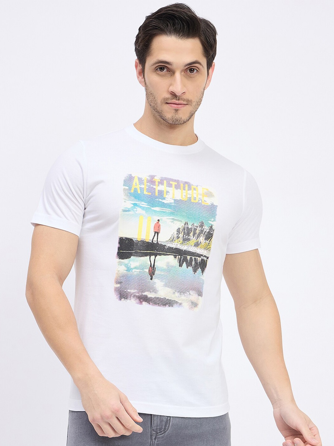 

Duke Graphic Printed Round Neck Short Sleeves Cotton Slim Fit T-shirt, White