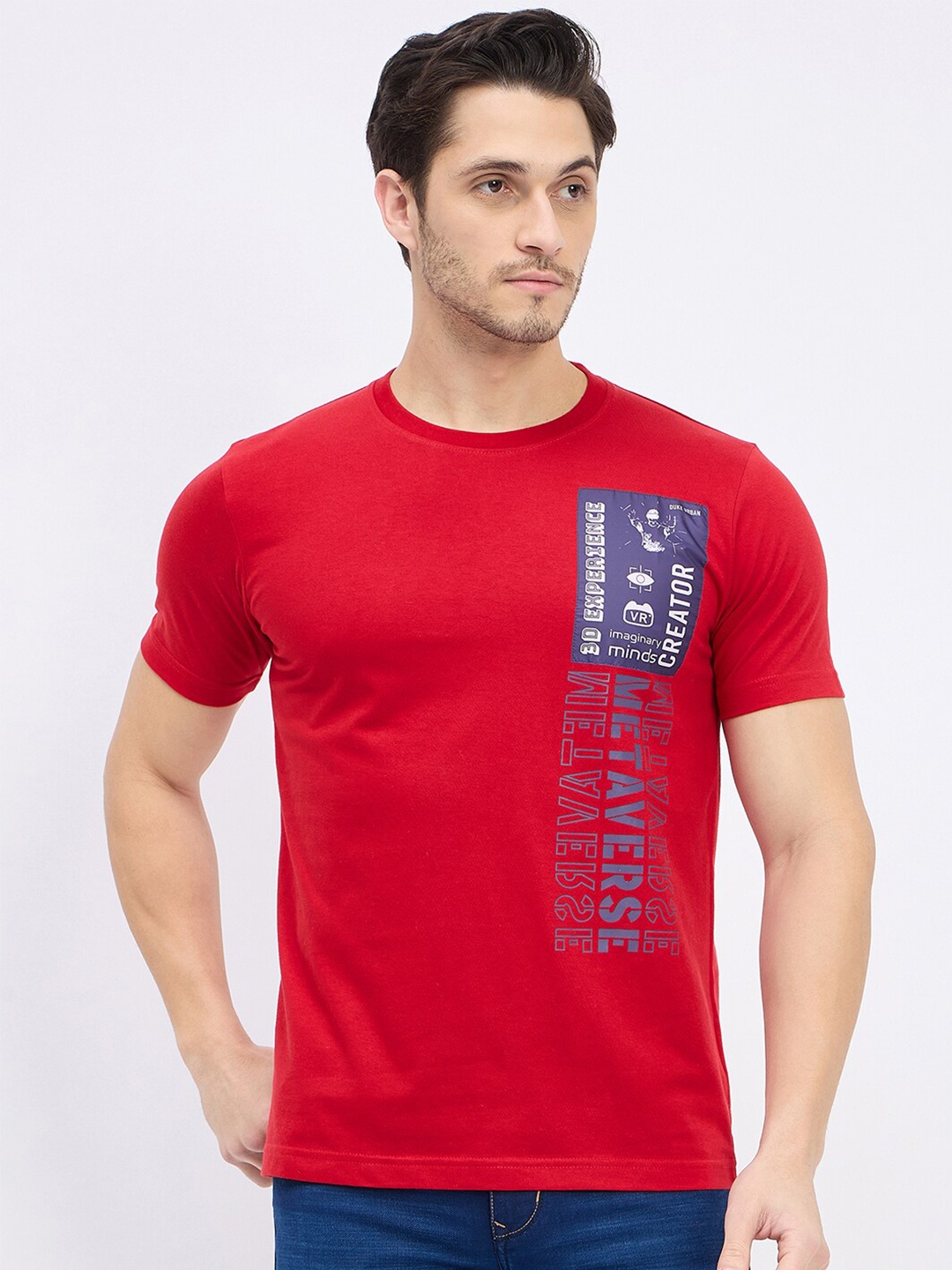 

Duke Men Typography Printed Applique Slim Fit T-shirt, Red