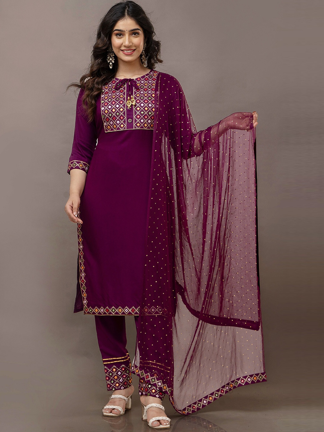 

KRISKA Women Floral Yoke Design Regular Kurta with Trousers & Dupatta, Magenta