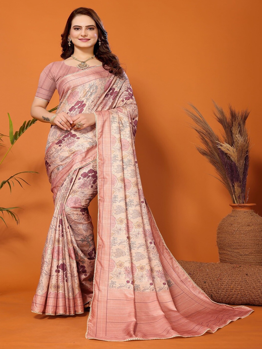 

ARYZE Floral Silk Blend Saree, Peach