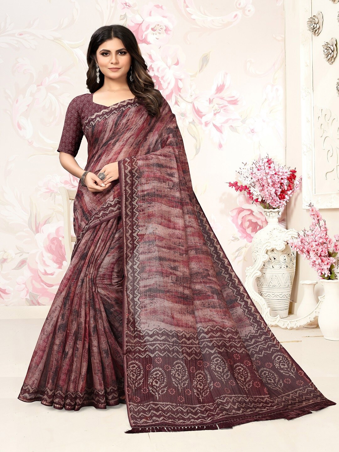 

ARYZE Abstract Silk Blend Saree, Mauve