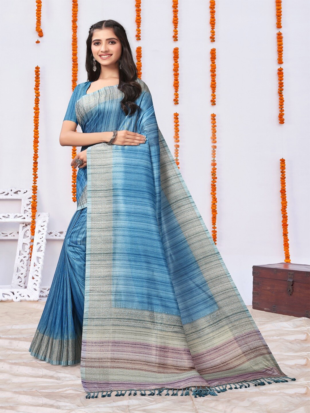 

ARYZE Striped Silk Blend Saree, Blue