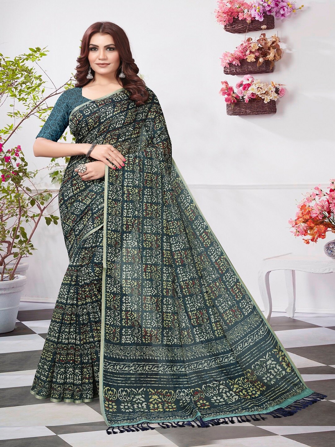 

ARYZE Ethnic Motifs Silk Blend Saree, Blue