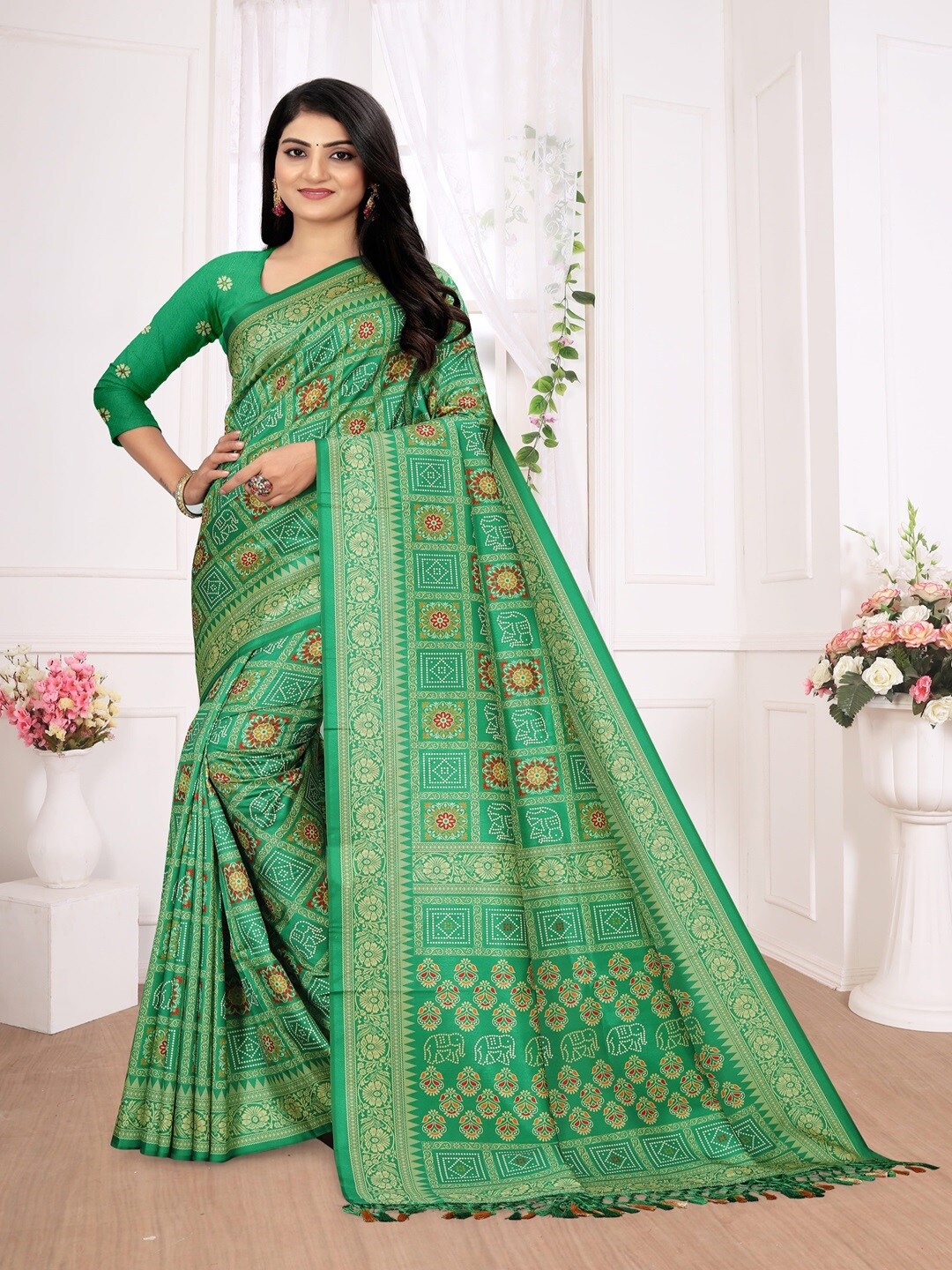 

ARYZE Bandhani Art Silk Saree, Green
