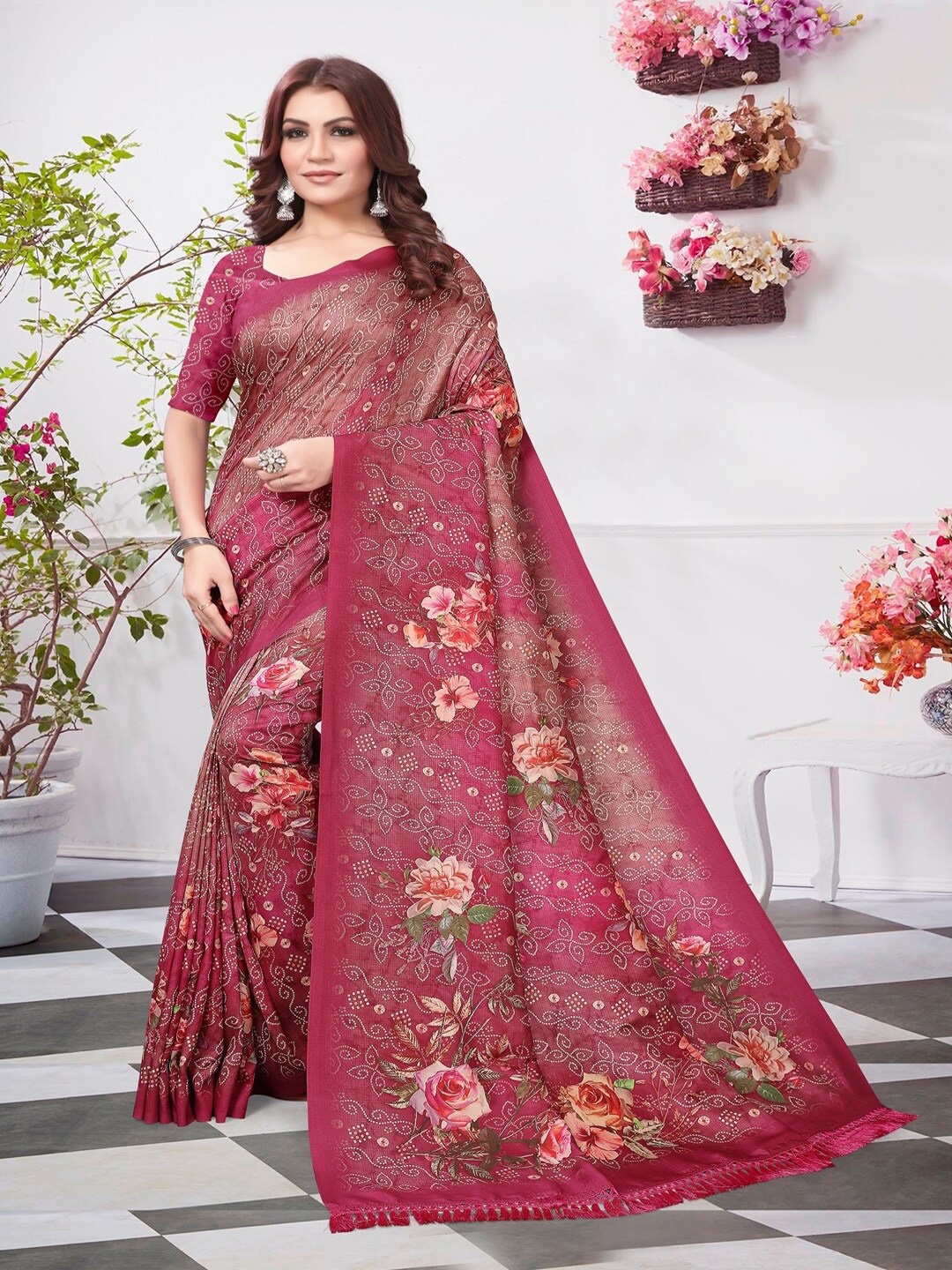 

ARYZE Ethnic Motifs Silk Blend Saree, Magenta