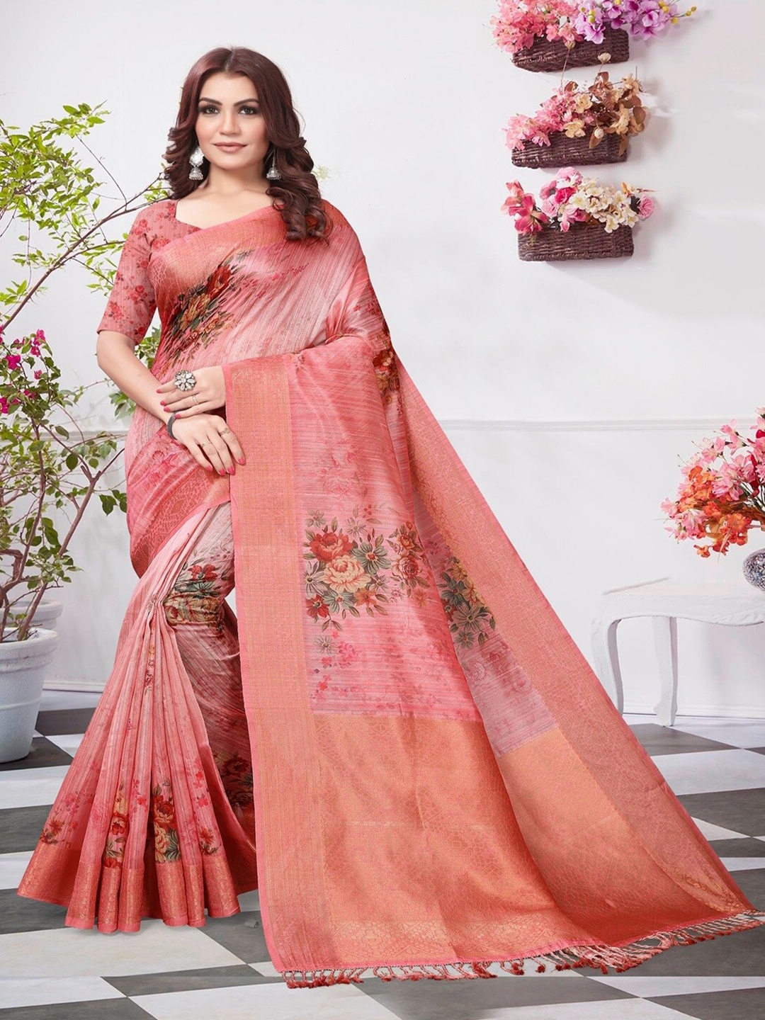

ARYZE Floral Zari Silk Blend Saree, Pink