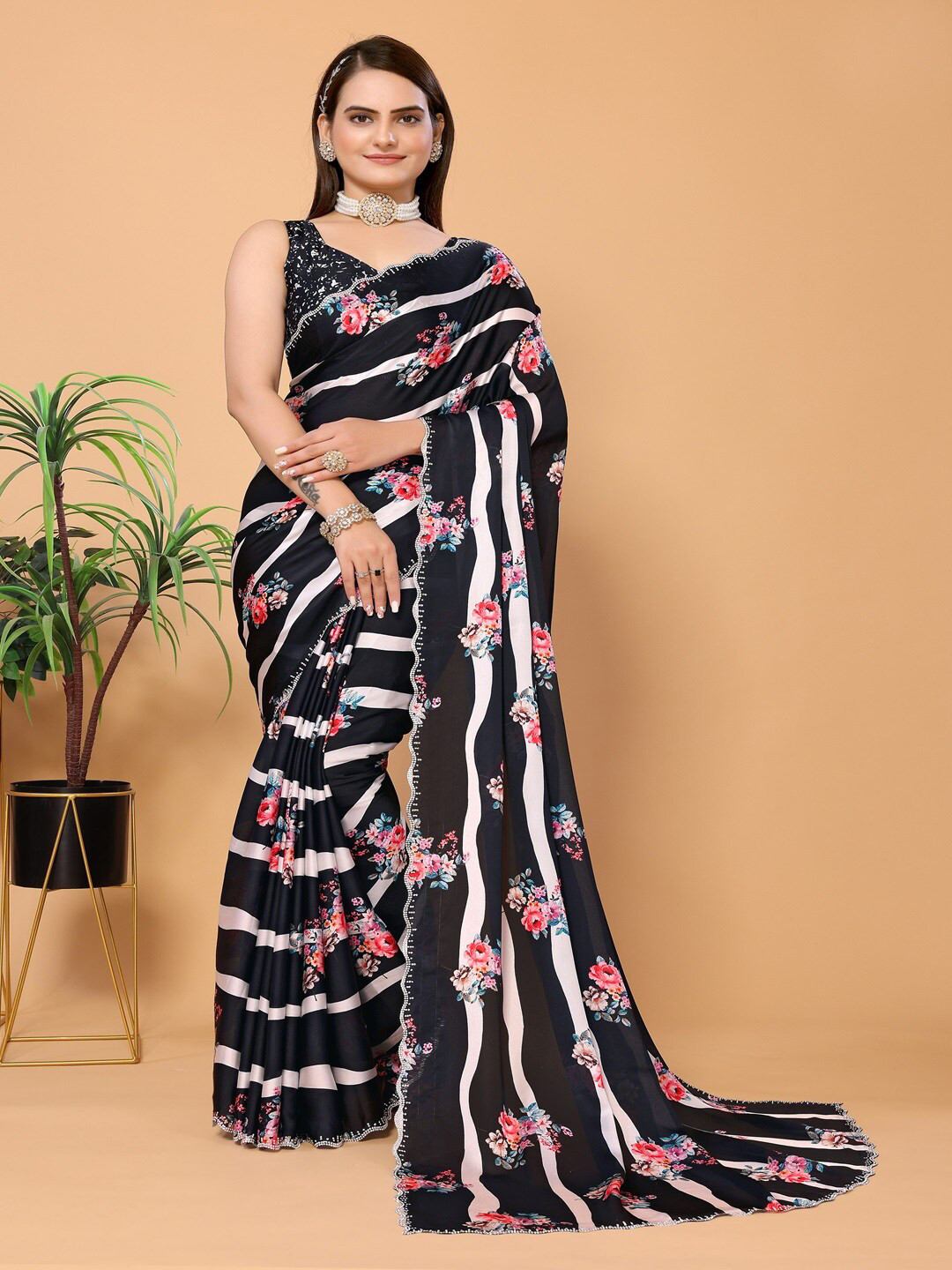 

ARYZE Floral Beads and Stones Satin Saree, Black