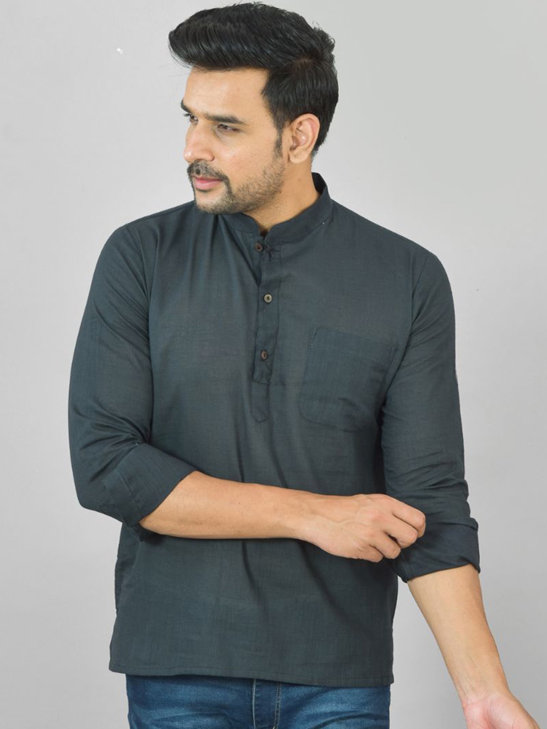 

Navyas Fashion Mandarin Collar A-Line Short Kurta, Black