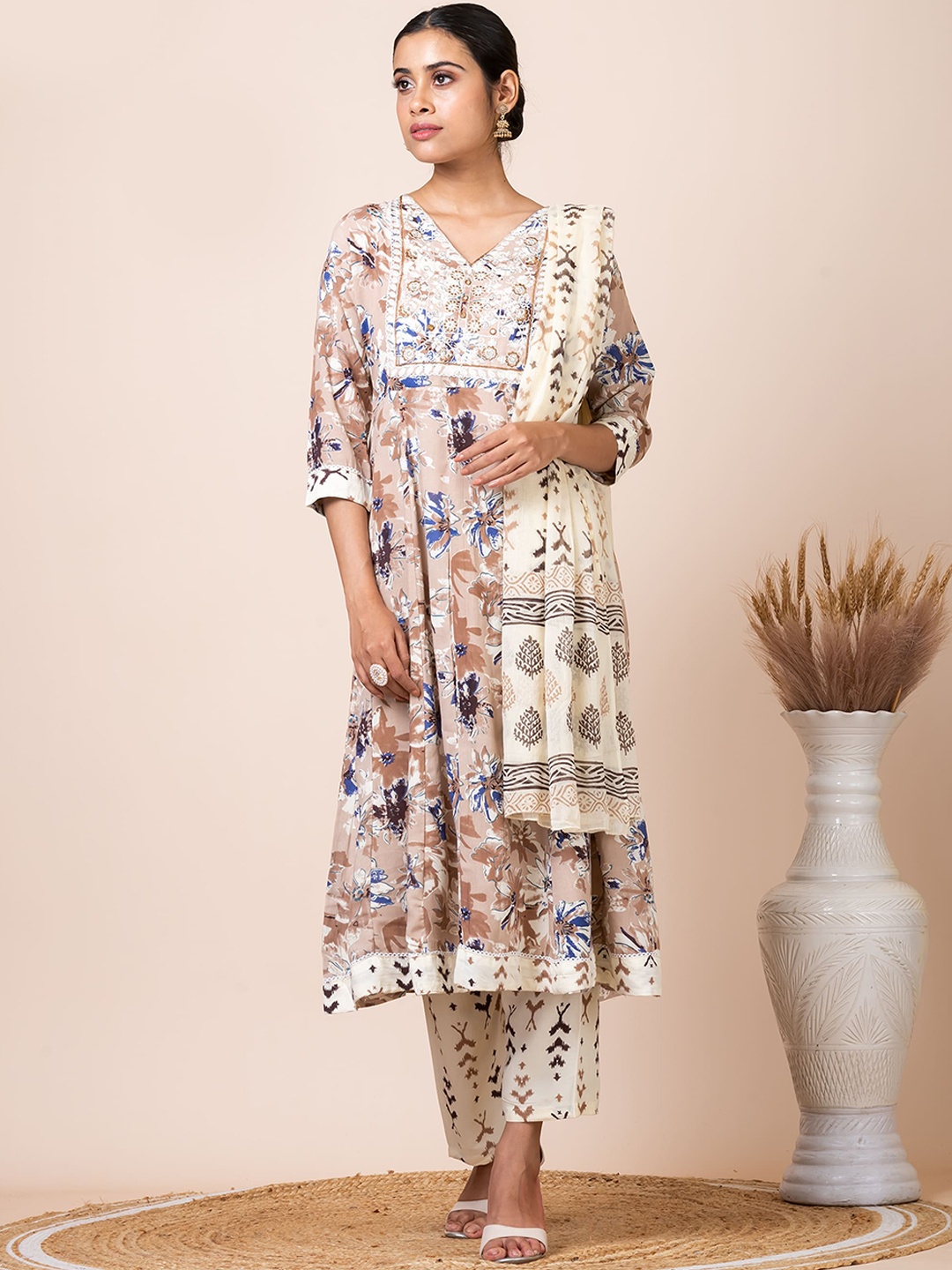

SARSO Ethnic Motifs Printed Pure Cotton Anarkali Kurta & Trousers With Dupatta, Beige