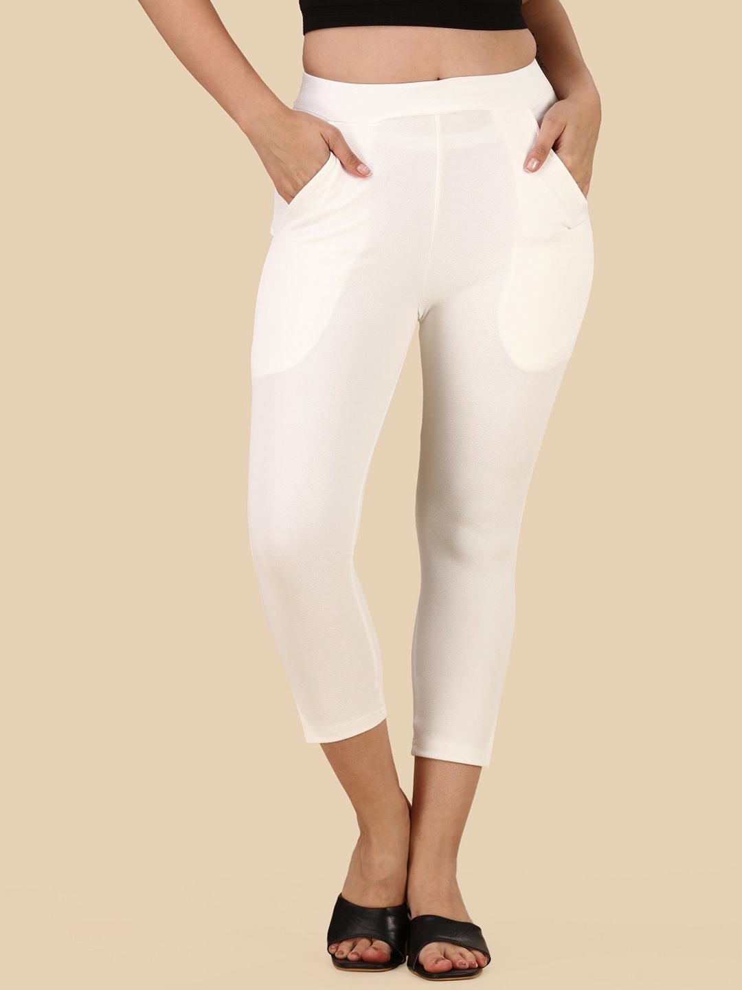 

KALINI Women Relaxed Cropped Trouser, White