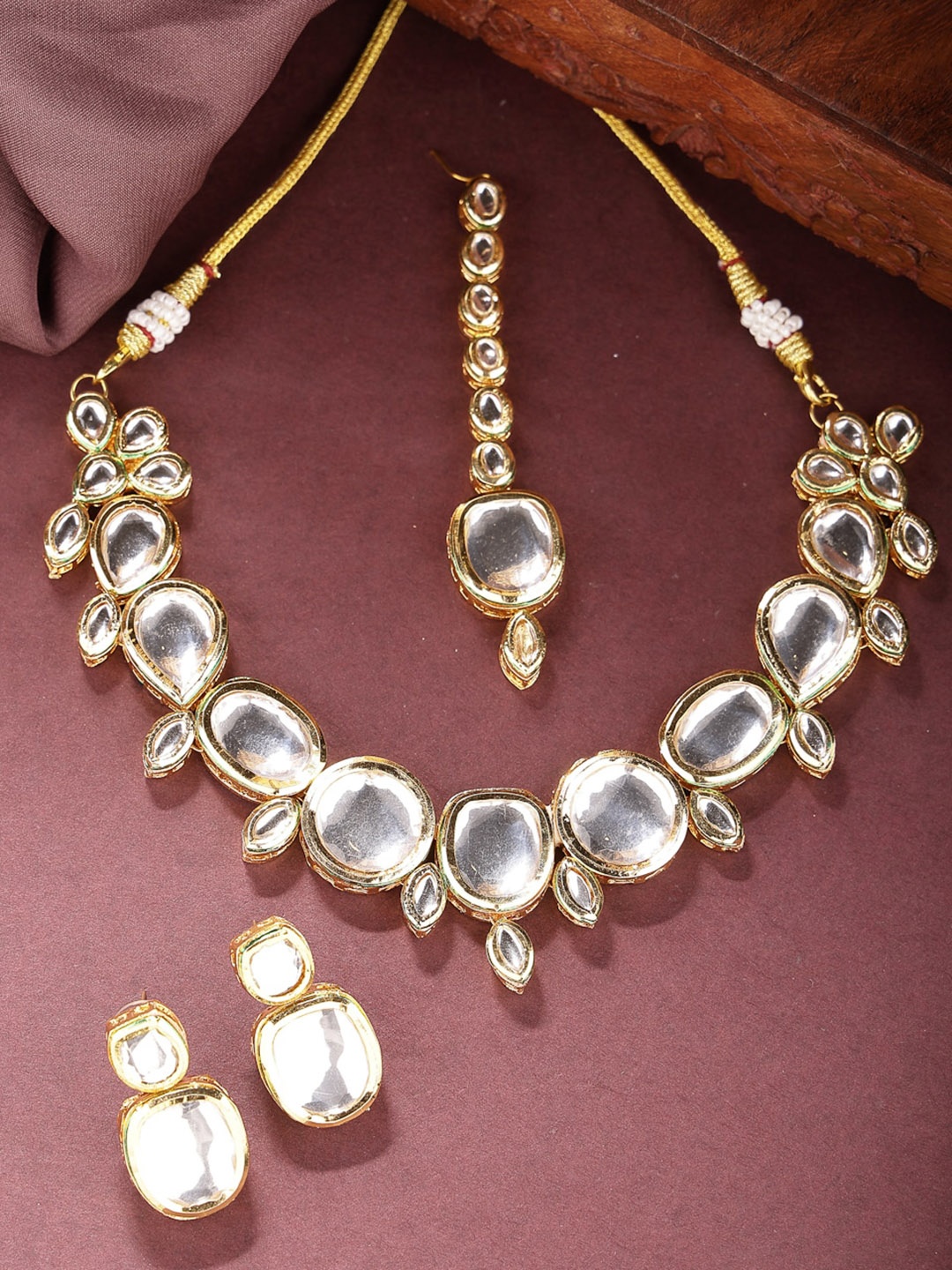 

NVR Gold-Plated Kundan-Studded Jewellery Set