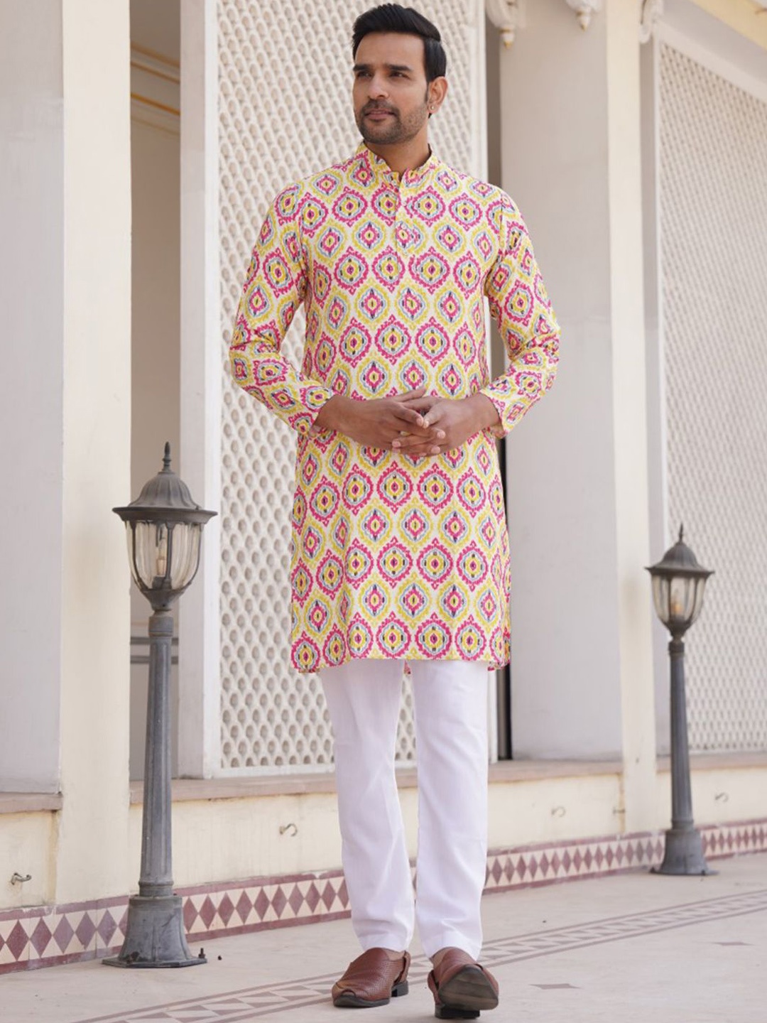 Aanys Culture Ethnic Motifs Printed Sequinned Mandarin Collar Straight Kurta, Pink