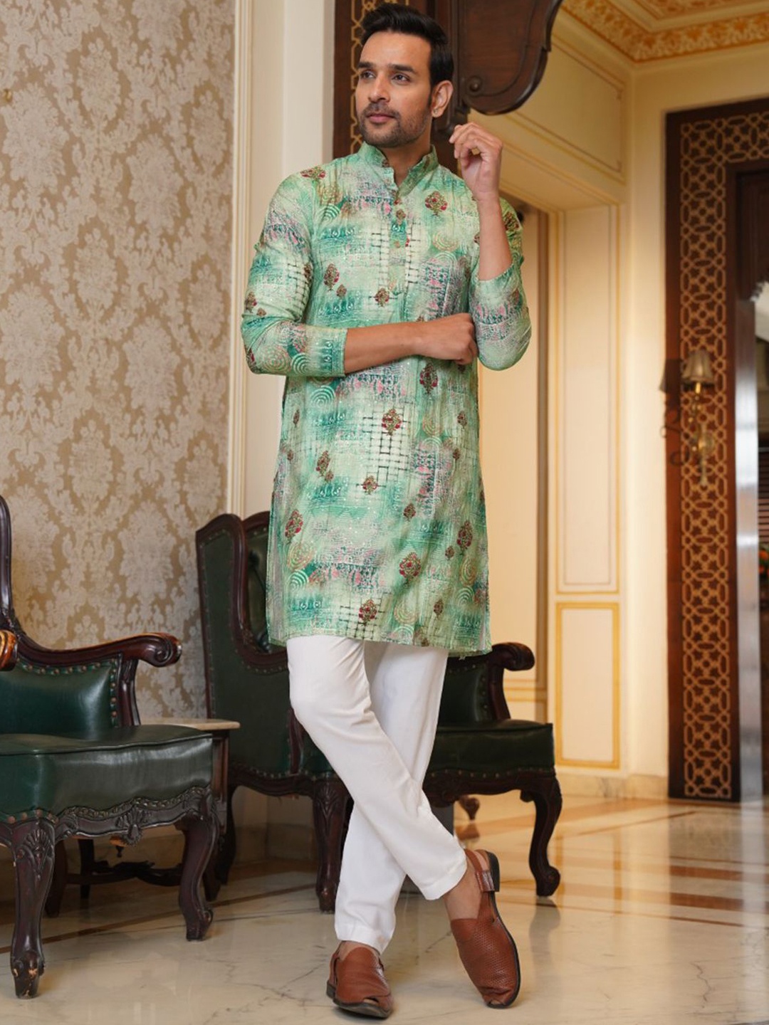 

Aanys Culture Ethnic Motifs Printed Mandarin Collar Long Sleeves Kurta, Green