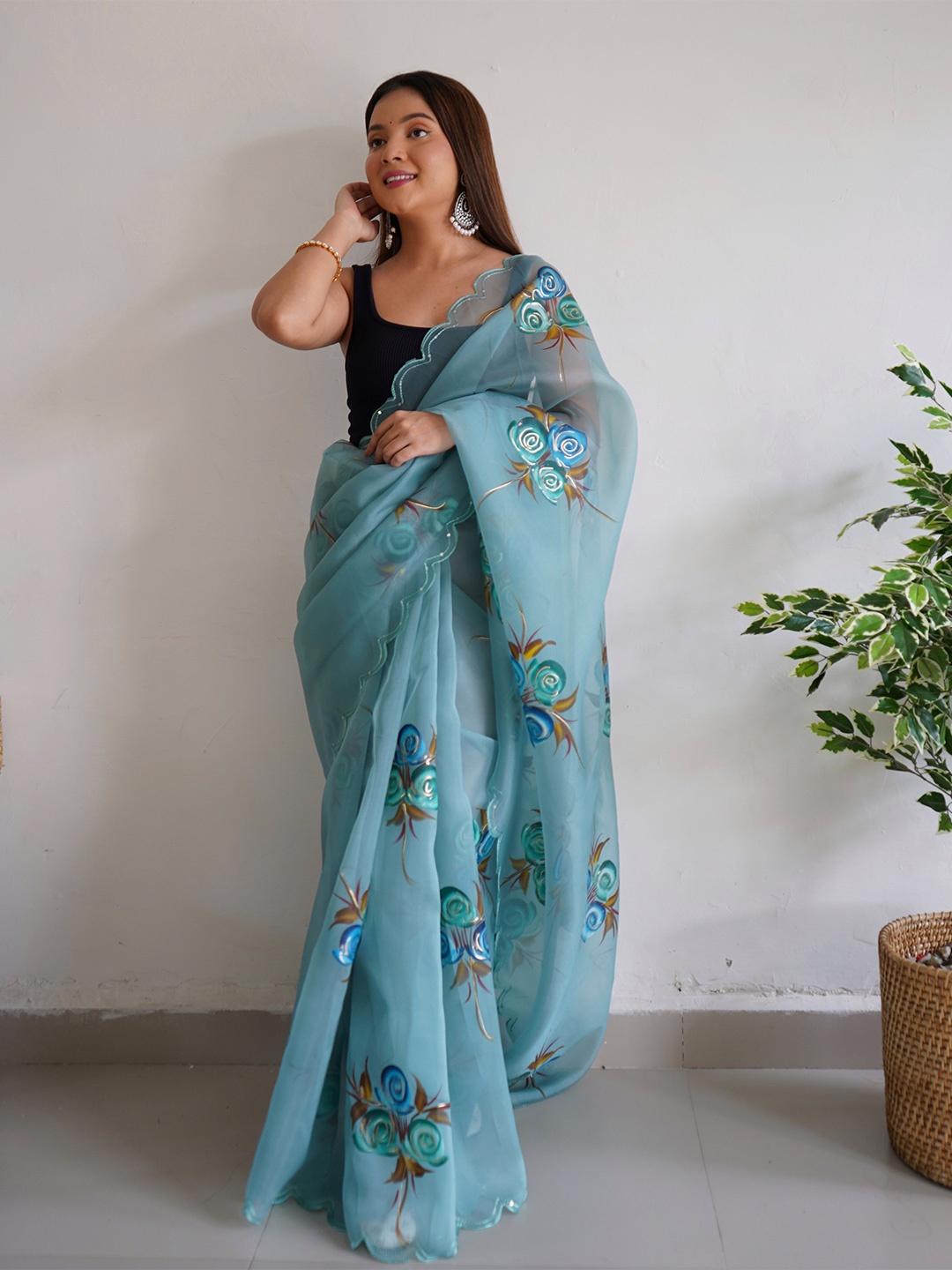 

SAREESBYCHIRAG Ethnic Motifs Embroidered Organza Designer Saree, Blue