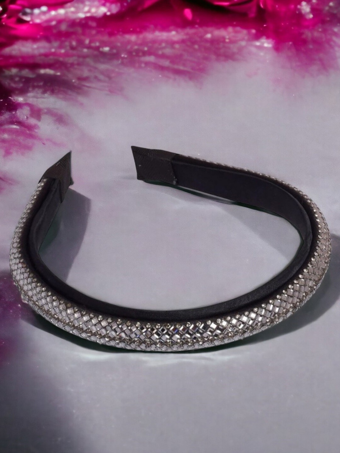 

OOMPH Embellished Fabric Hairband, Black