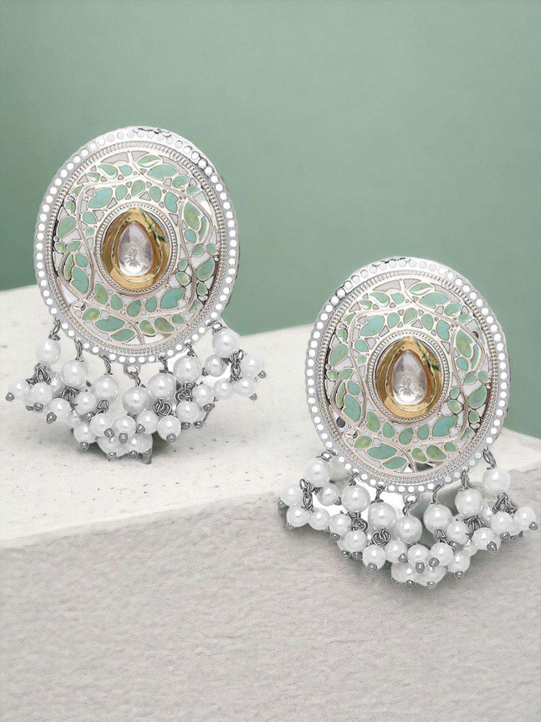 

OOMPH Kundan Studded Oval Meenakari Studs Earrings, Silver