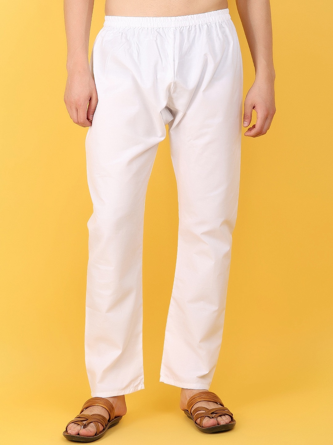

V-Mart Men Mid Rise Ethnic Pyjama, White