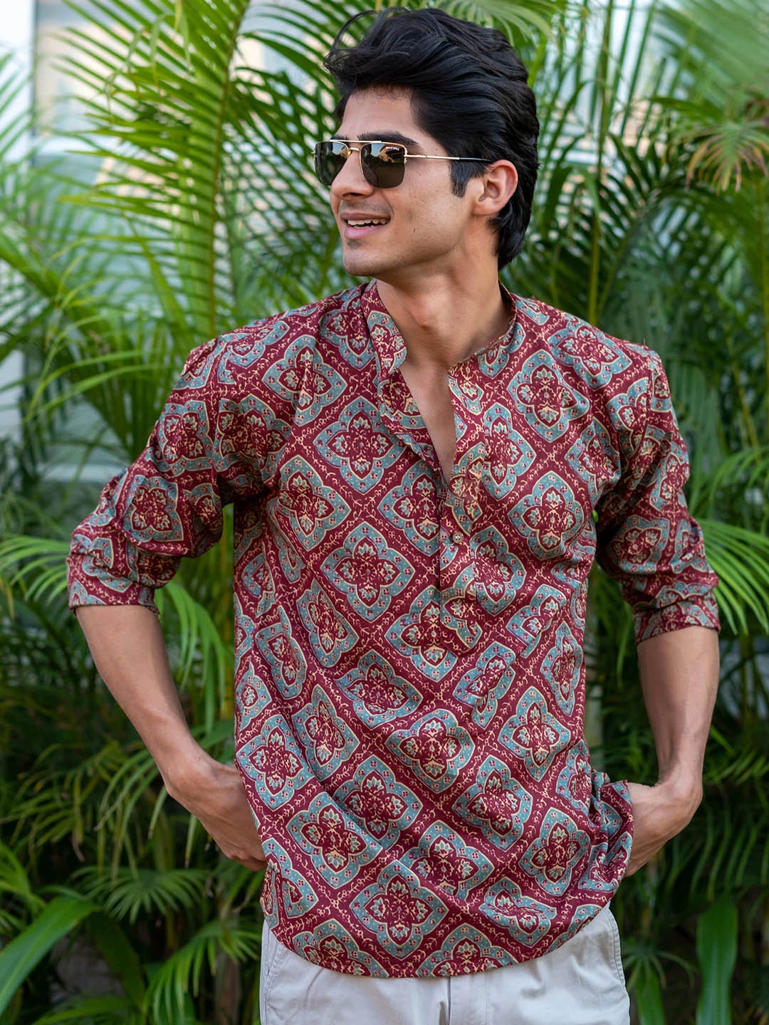 

Shasak Ethnic Motifs Printed Mandarin Collar Cotton Straight Kurta, Red