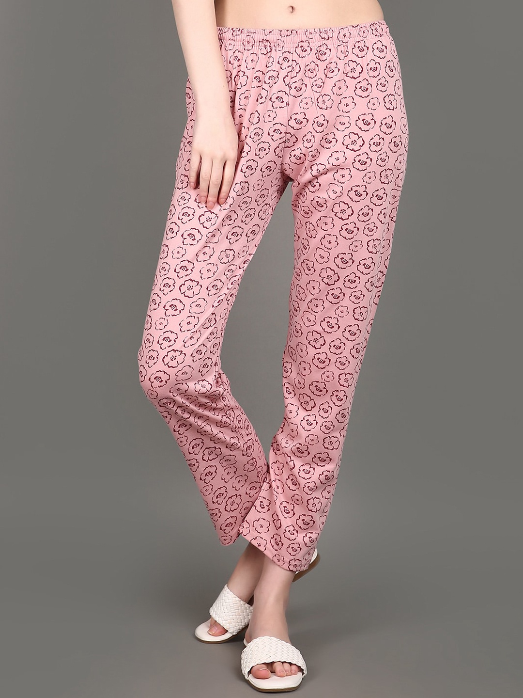 

V-Mart Women Floral Printed Mid Rise Trousers, Mauve