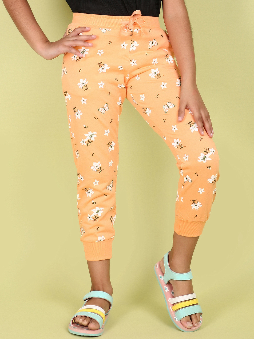 

V-Mart Girls Floral Printed Cotton Three-Fourth Length Joggers, Orange