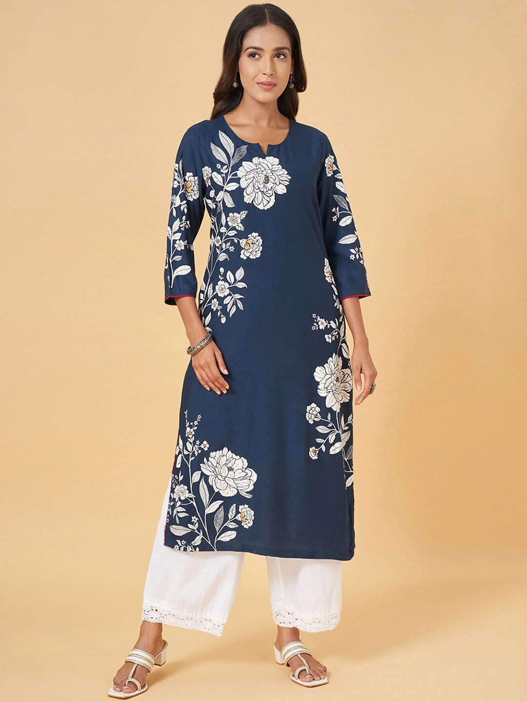 

RANGMANCH BY PANTALOONS Floral Printed Notch Neck Straigt Kurta, Blue