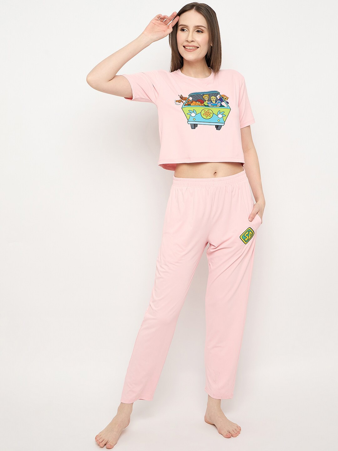 

Camey Scooby Doo Fred jones Printed Cotton Crop Night Suit, Pink