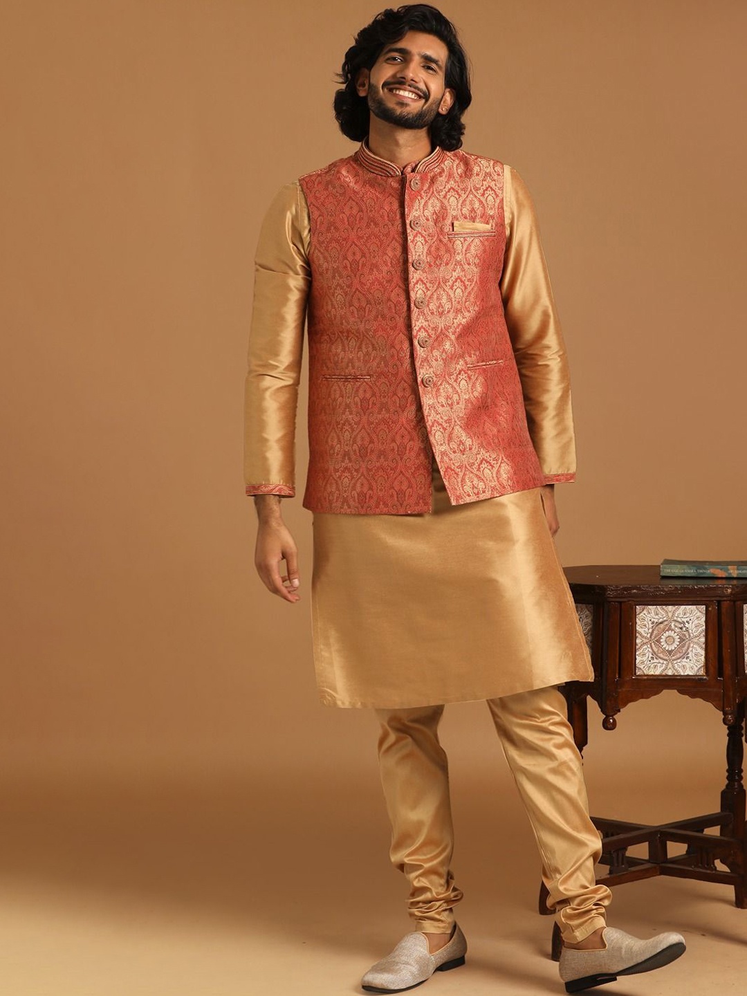 

Manyavar Mandarin Collar Regular Straight Kurta and Churidar with Jacket, Rust