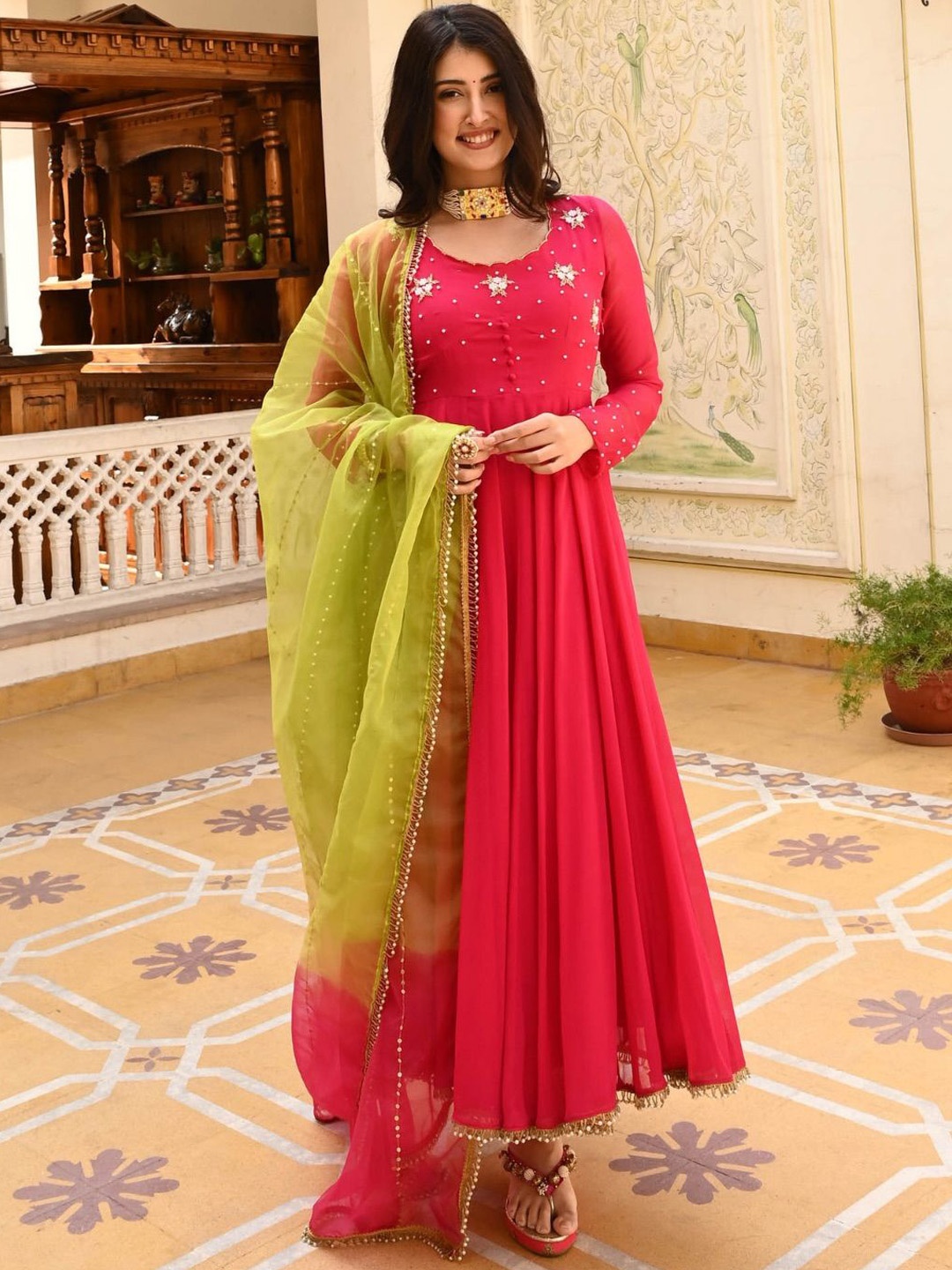 

Urbanstree Round Neck Beads & Stones Kurta With Trouser & Dupatta, Pink