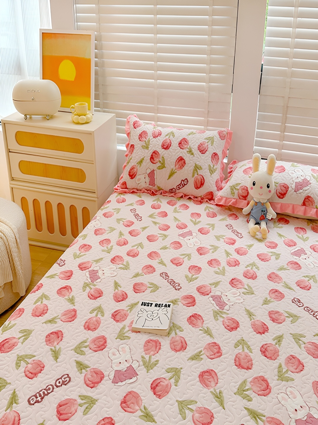 

JC HOME White & Pink Floral 162 TC Double King Bed Cover With 2 Pillow Covers
