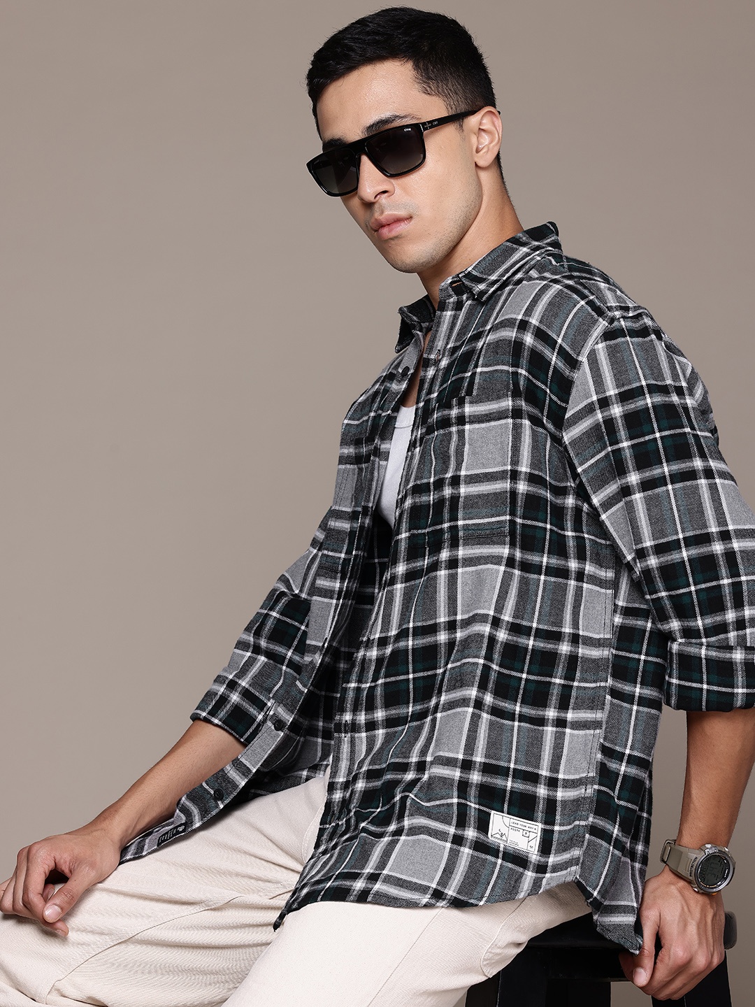 

The Roadster Lifestyle Co. Pure Cotton Relaxed Checked Casual Shirt, Grey