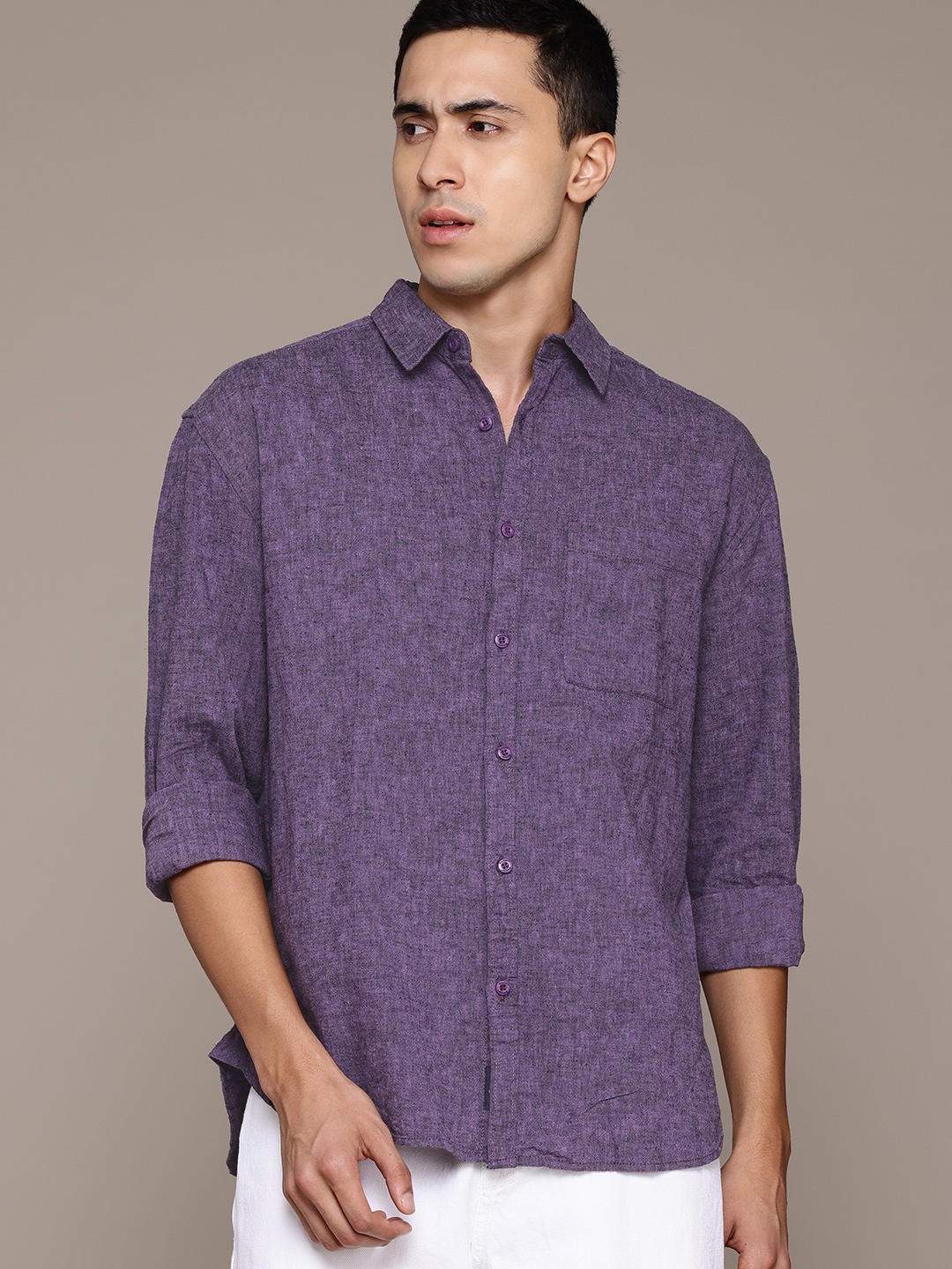 

The Roadster Lifestyle Co. Opaque Casual Shirt, Purple